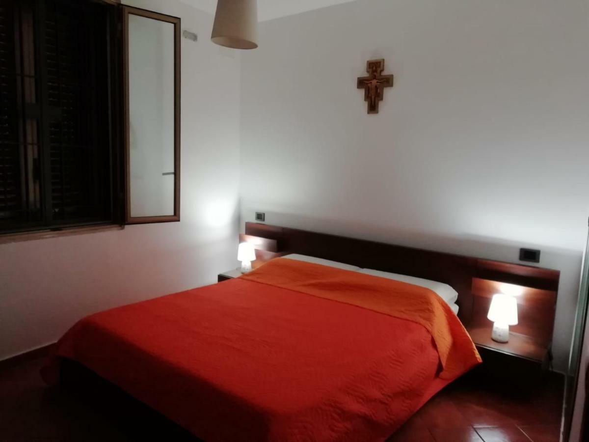Casa Vacanze A Palermo Giusino 55-Holiday Home With Terrace Near Mondello Exterior foto
